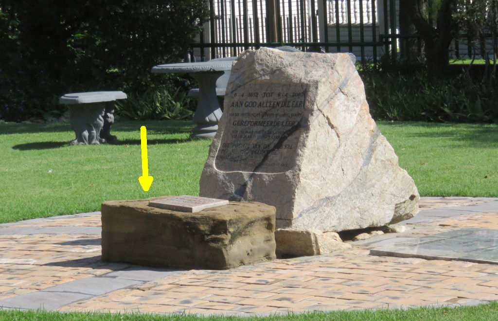 Parys Geref kerk monument